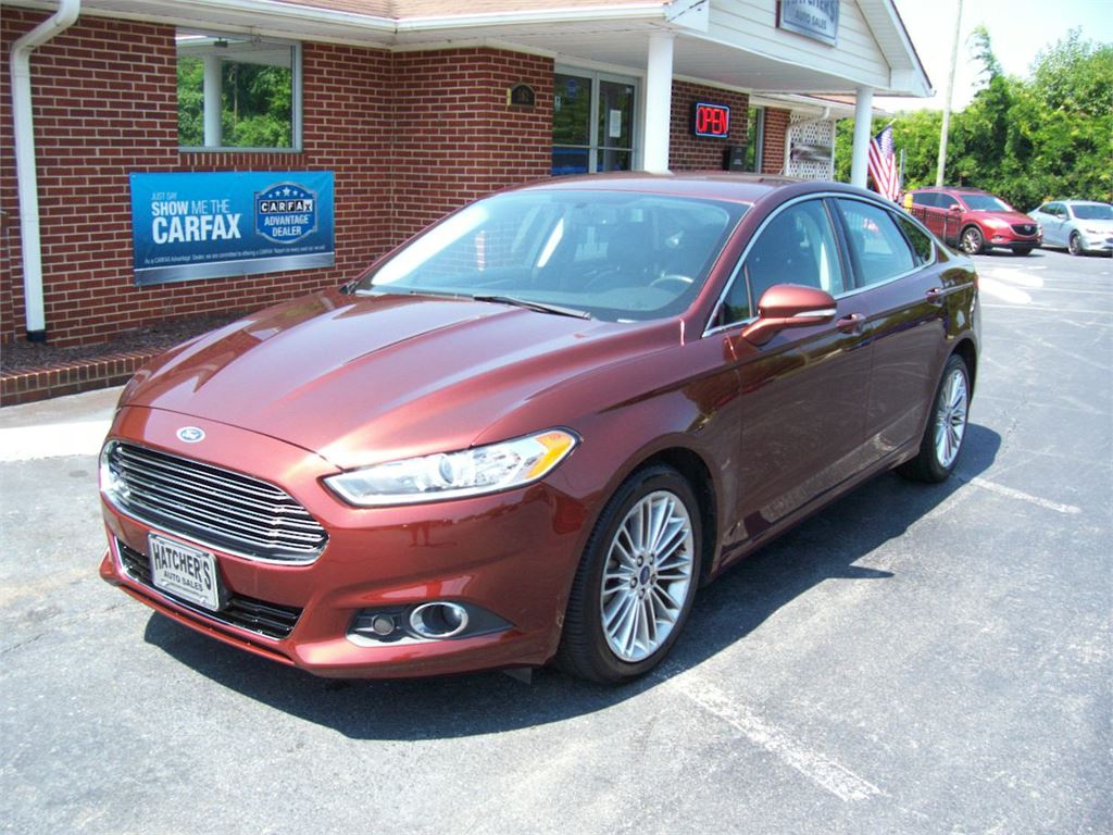 2015 Ford Fusion SE's photo