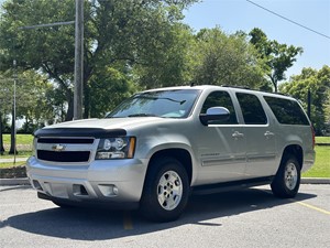 Picture of a 2010 Chevrolet Suburban LT 1500 2WD