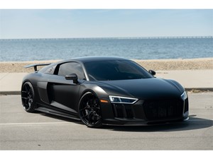 Picture of a 2017 Audi R8 V10 Plus Quattro