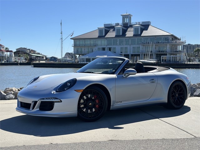 Porsche 911 Carrera GTS Cabriolet in New Orleans