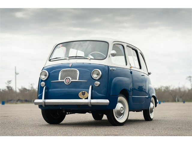 Fiat  600D Multipla in New Orleans