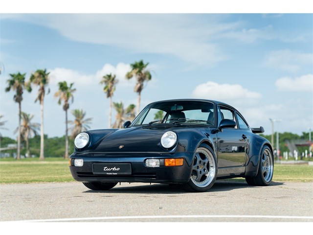 Porsche 911 Carrera Turbo in New Orleans