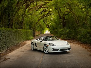 Picture of a 2022 Porsche 718 Boxster