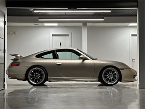 Picture of a 1999 Porsche 911 Carrera Coupe