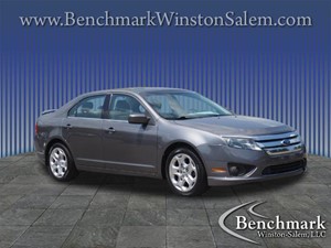 Picture of a 2011 Ford Fusion SE
