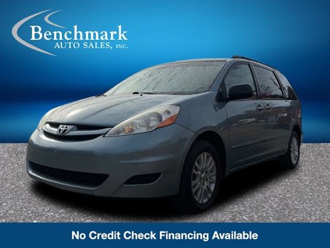 2009 Toyota Sienna LE 7-Passenger
