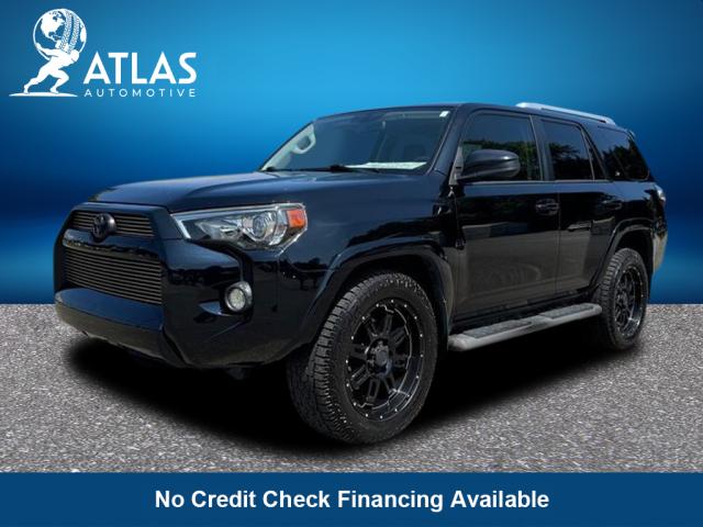 2016 Toyota 4Runner SR5 photo 2