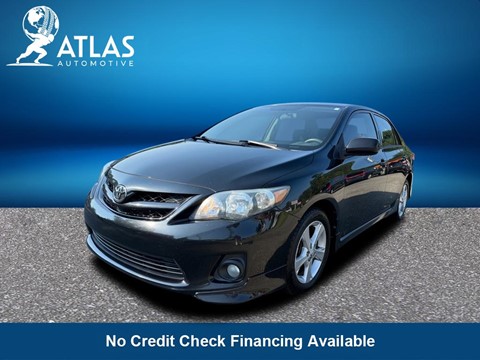 2013 Toyota Corolla LE Sedan 4D