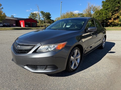 2013 Acura ILX 2.0L w/Tech