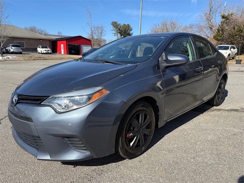 2015 Toyota Corolla LE Sedan 4D