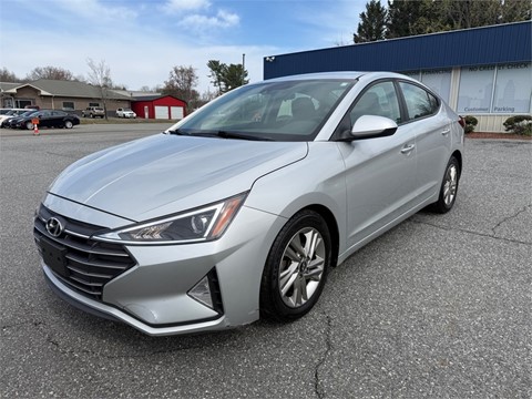 2019 Hyundai ELANTRA SEL