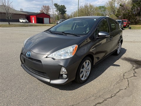 2013 Toyota Prius c Four Hatchback 4D