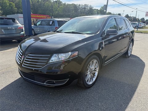 2019 Lincoln MKT Reserve Sport Utility 4D