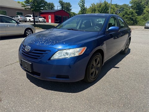 2009 Toyota Camry LE Sedan 4D