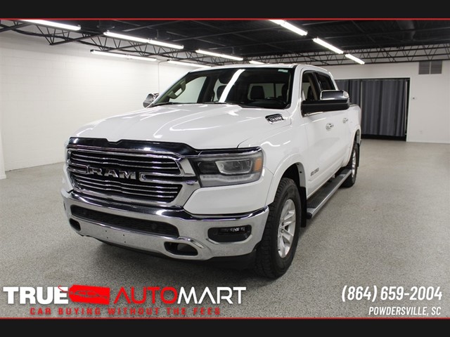 RAM 1500 Laramie Crew Cab SWB 4WD in Piedmont