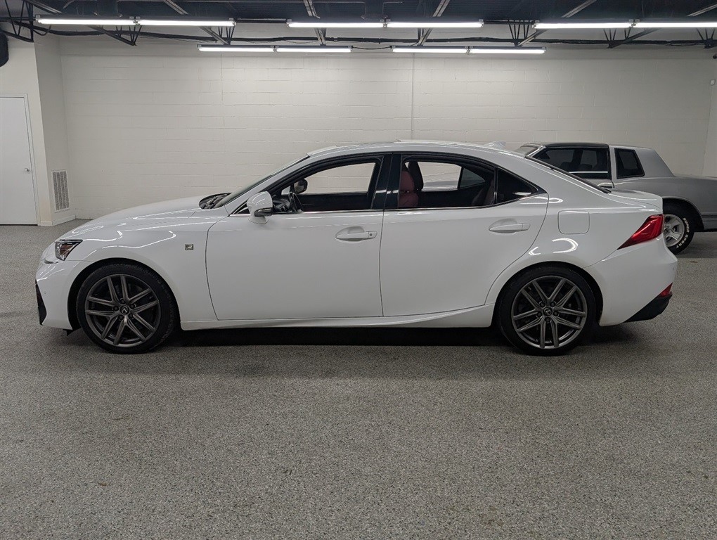 2020 Lexus IS