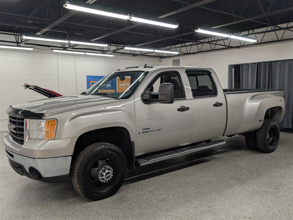 2008 GMC Sierra 3500 SLE2's photo