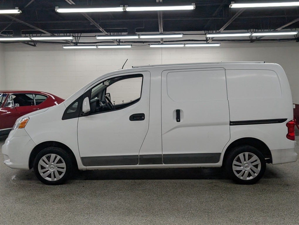 2016 Nissan NV200 SV's photo