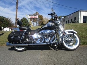 Picture of a 2003 HARLEY-DAVIDSON HERITAGE SPRINGER ANNIVERSARY