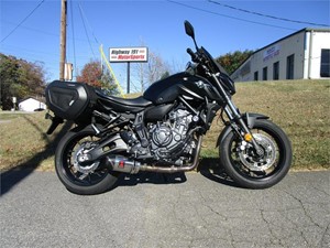 Picture of a 2022 YAMAHA MT-07