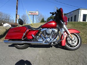 Picture of a 2013 HARLEY-DAVIDSON FLHX STREET GLIDE
