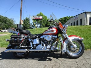 Picture of a 1999 HARLEY-DAVIDSON HERITAGE SOFTAIL CLASSIC FLSTC