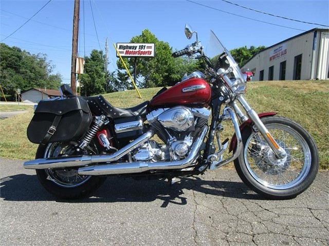 HARLEY-DAVIDSON SUPER GLIDE CUSTOM in Asheville