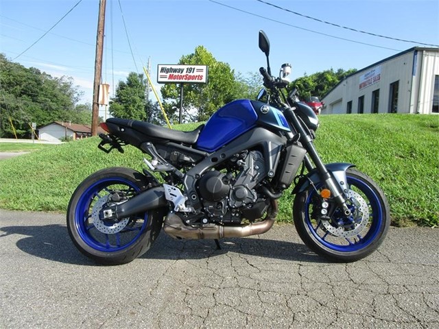 YAMAHA MT09 in Asheville