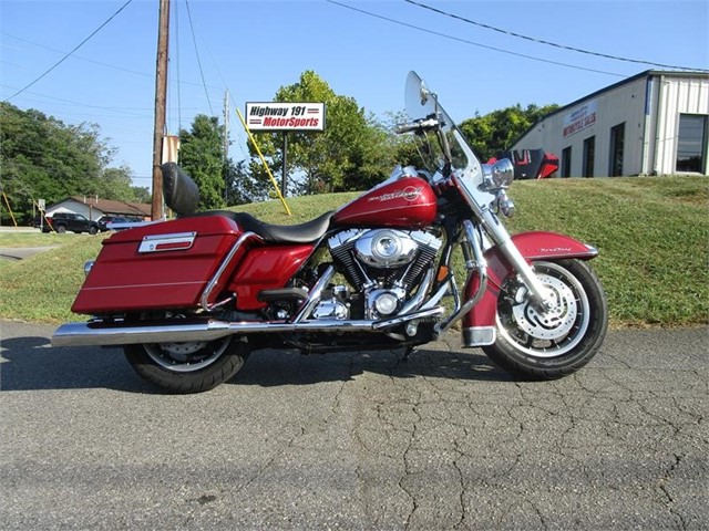 HARLEY-DAVIDSON FLHR ROAD KING in Asheville