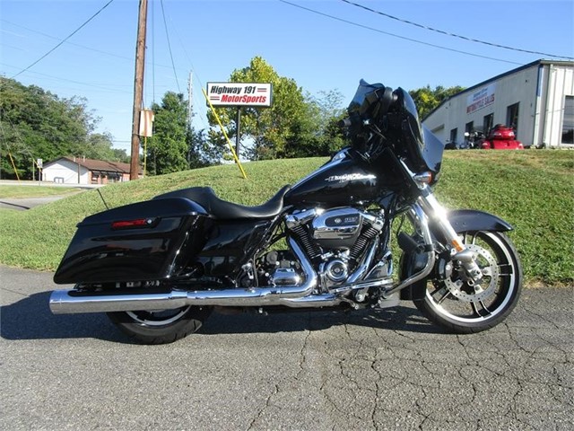 HARLEY-DAVIDSON FLHXS STREET GLIDE SPEC in Asheville