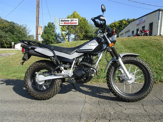 YAMAHA TW200 in Asheville