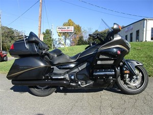 Picture of a 2016 HONDA GL1800