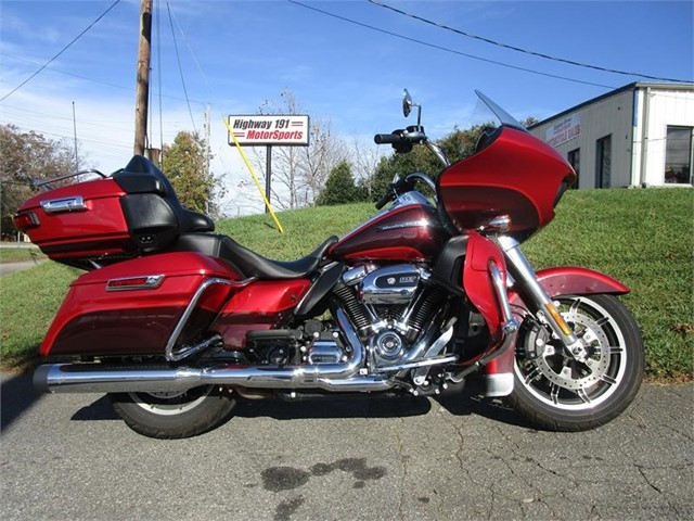 HARLEY-DAVIDSON ROAD GLIDE ULTRA in Asheville