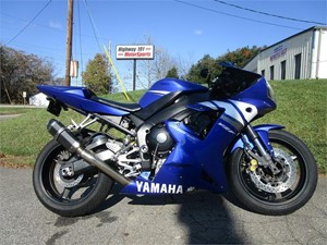 Picture of a 2003 YAMAHA YZF-R1