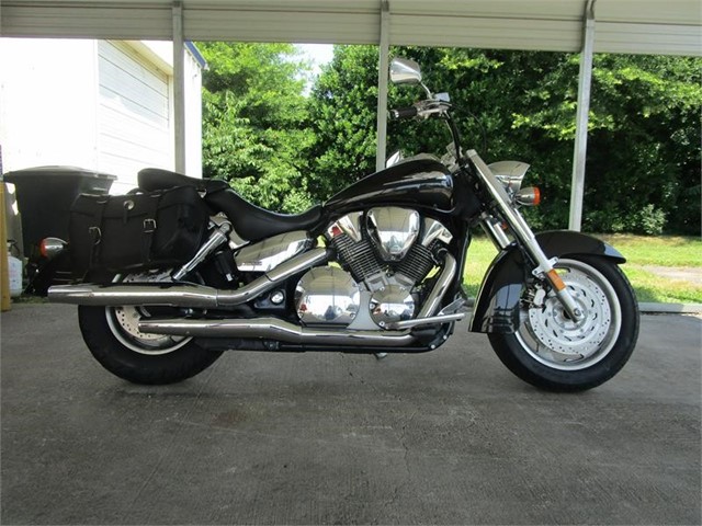 Honda VTX1300R in Asheville