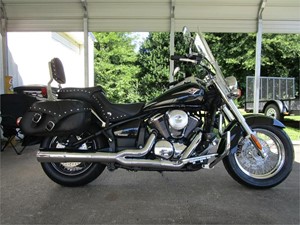 Picture of a 2015 Kawasaki Vulcan 900 Classic LT