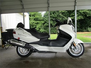 Picture of a 2012 Suzuki Burgman 650 Executive ABS