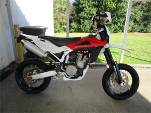 Picture of a 2009 Husqvarna SM510