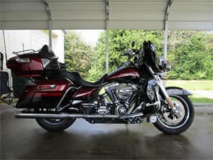 Picture of a 2015 Harley-Davidson Ultra Limited Low
