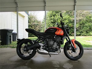 Picture of a 2023 Triumph Trident 660