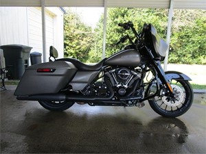 Picture of a 2019 Harley-Davidson Street Glide Special FLHXS -