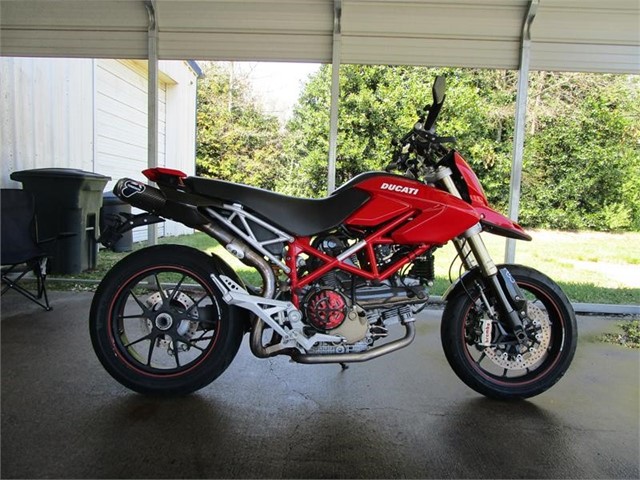 Ducati Hypermotard 1100 S in Asheville