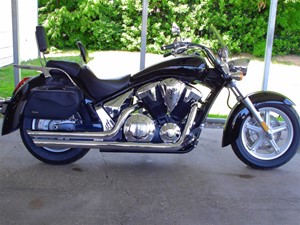 Picture of a 2010 Honda STATELINE VT1300CR