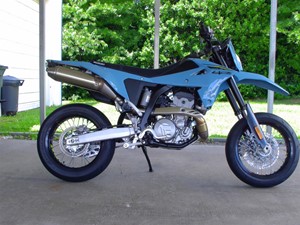 2025 Suzuki DR-Z400SM for sale by dealer