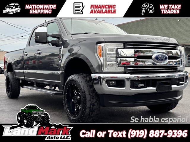 FORD F350 LARIAT CREWCAB LB SRW 4WD in Smithfield