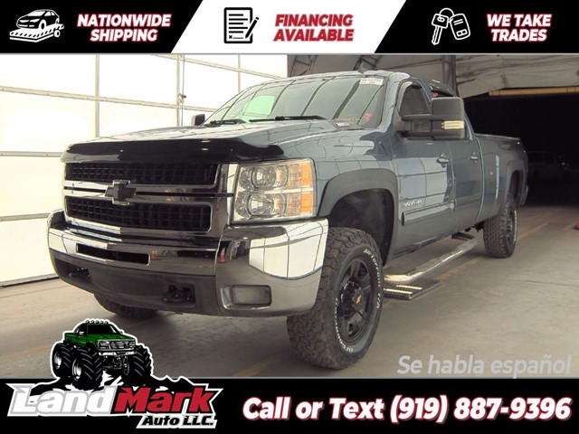 CHEVROLET SILVERADO 3500 LTZ in Smithfield