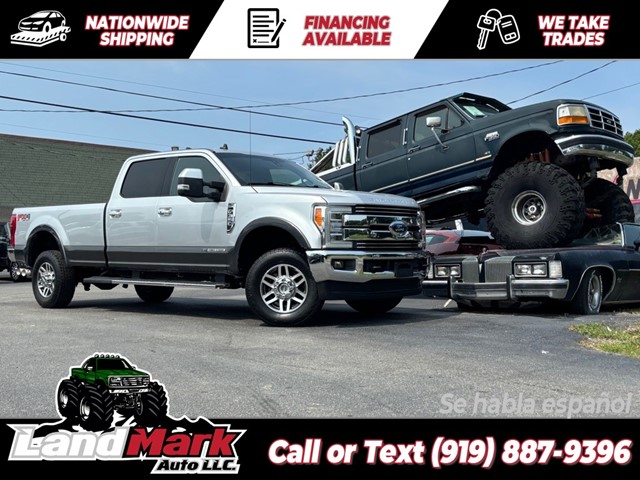 FORD F350 SD LARIAT LB SRW 4WD in Smithfield