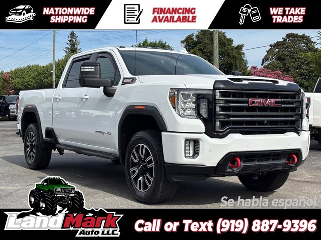 GMC SIERRA 2500 AT4 CREWCAB SB 4WD in Smithfield