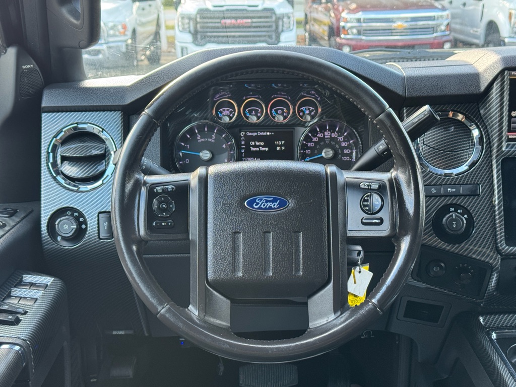 2016 Ford F-250 Lariat photo 28