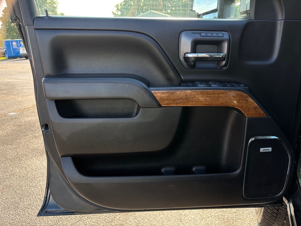 2019 Chevrolet Silverado 2500HD High Country photo 15